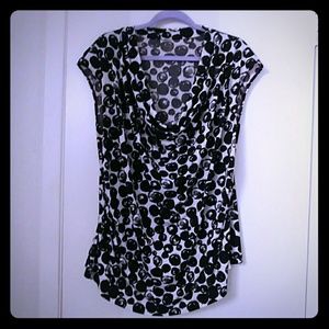 Super cute Sleeveless cowl neck blouse